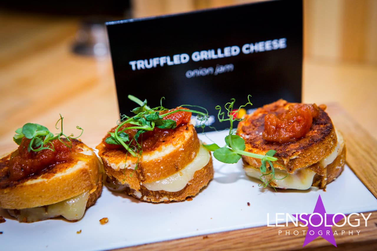 LENSOLOGY.NET - Chef MIchael Schwartz hosts his Tasting Table event, Miami, FL.
All images are copyright of Lensology.net
Email: info@lensology.net
www.lensology.net