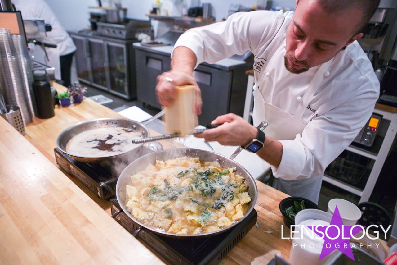 LENSOLOGY.NET - Chef MIchael Schwartz hosts his Tasting Table event, Miami, FL.
All images are copyright of Lensology.net
Email: info@lensology.net
www.lensology.net