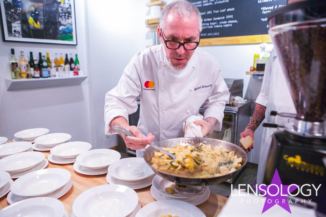 LENSOLOGY.NET - Chef MIchael Schwartz hosts his Tasting Table event, Miami, FL.
All images are copyright of Lensology.net
Email: info@lensology.net
www.lensology.net