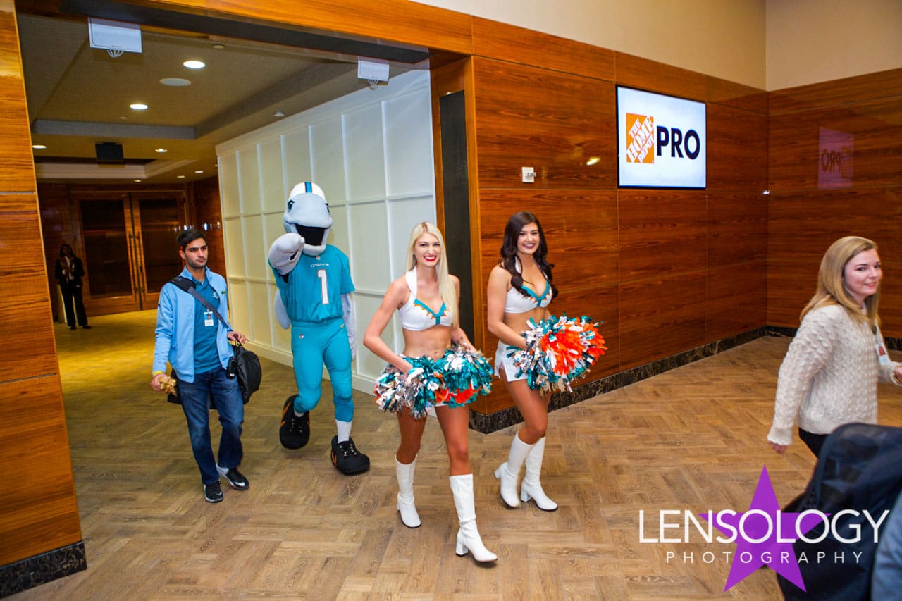 LENSOLOGY.NET - Home Depot Pro Event, Miami, FL.
All images are copyright of Lensology.net
Email: info@lensology.net
www.lensology.net