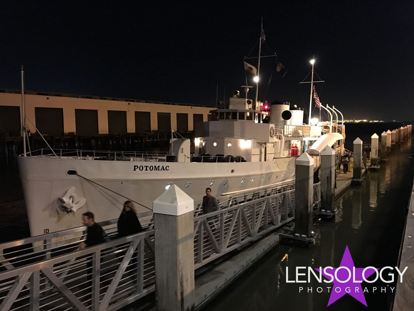 LENSOLOGY.NET - USS Potomac fundraiser with Blue Angels for My Yacht Group, San Fransisco, CA.
All images are copyright of Lensology.net
Email: info@lensology.net
www.lensology.net