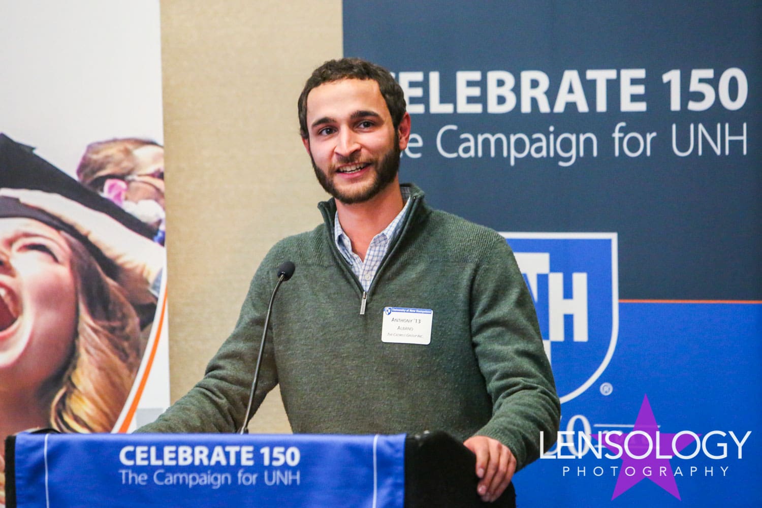 LENSOLOGY.NET - UNH Alumni Reception, Denver, CO.
All images are copyright of Lensology.net
Email: info@lensology.net
www.lensology.net