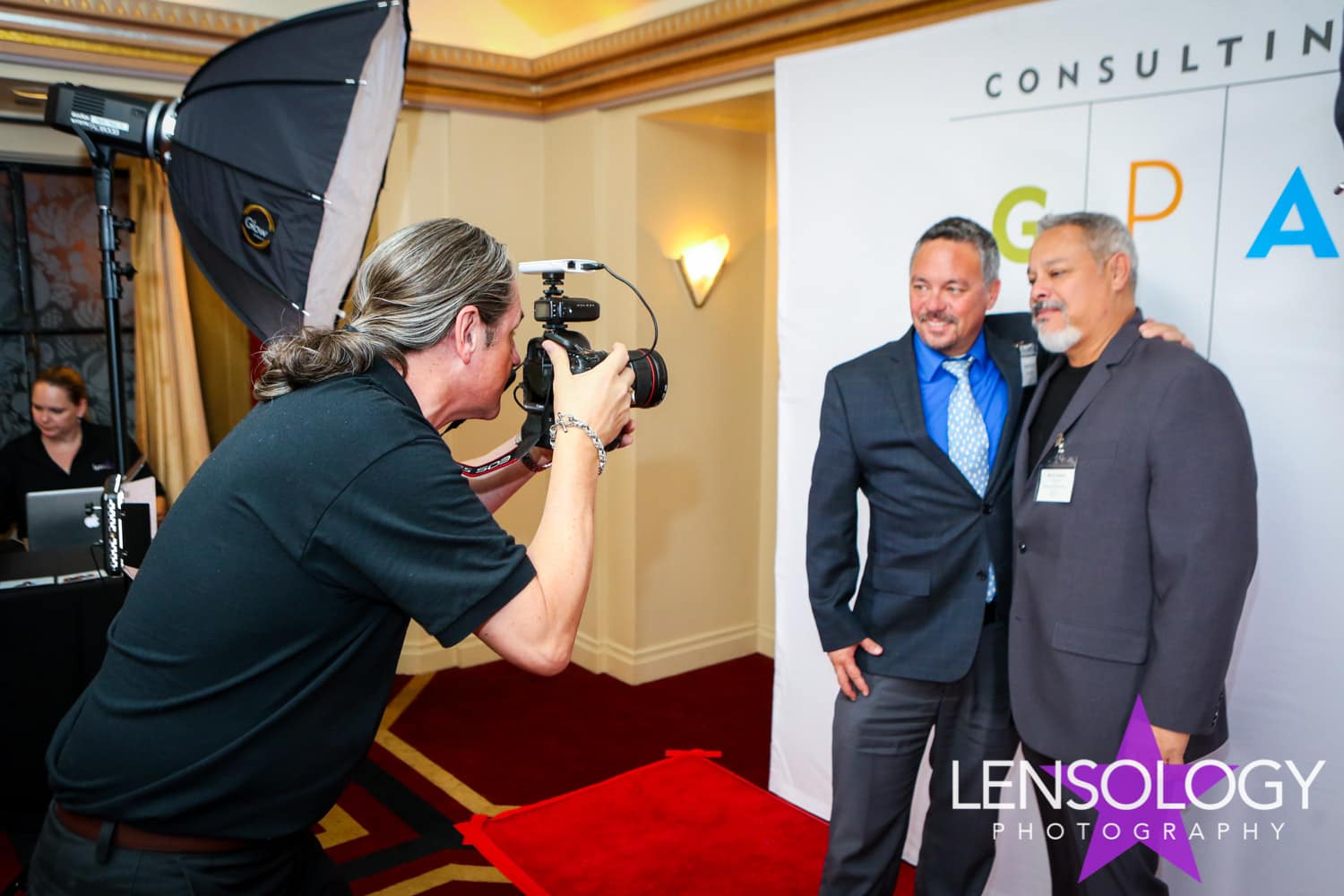 LENSOLOGY.NET - GPA Consulting corporate party, LA, CA.
All images are copyright of Lensology.net
Email: info@lensology.net
www.lensology.net