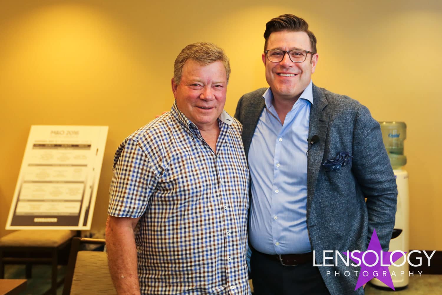 LENSOLOGY.NET - Aero Bomardier corporate event featuring William Shatner, Fort Lauderdale, FL.
All images are copyright of Lensology.net
Email: info@lensology.net
www.lensology.net