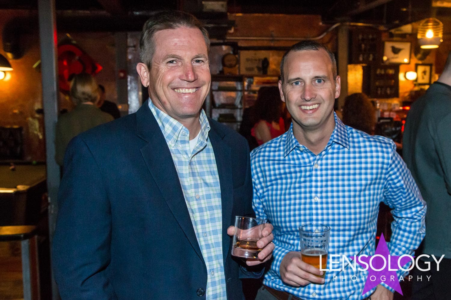 LENSOLOGY.NET - Future Stores happy hour shoot, Miami Beach, FL.
All images are copyright of Lensology.net
Email: info@lensology.net
www.lensology.net