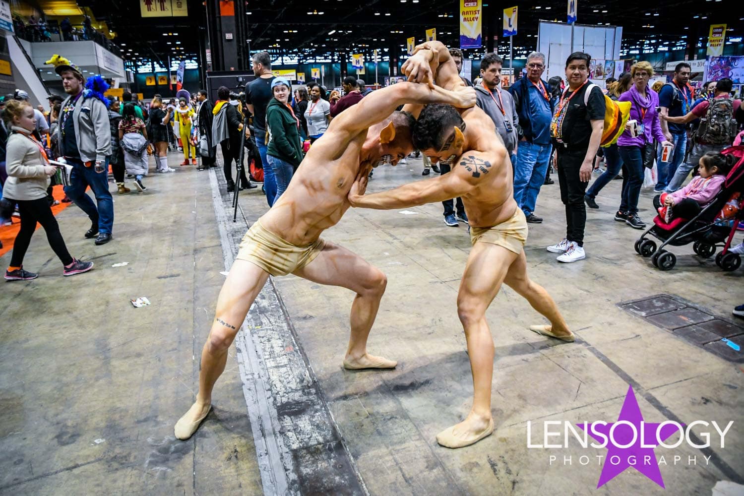LENSOLOGY.NET - Webtoons stand at Comicon Day Two, Chicago, IL.
All images are copyright of Lensology.net
Email: info@lensology.net
www.lensology.net