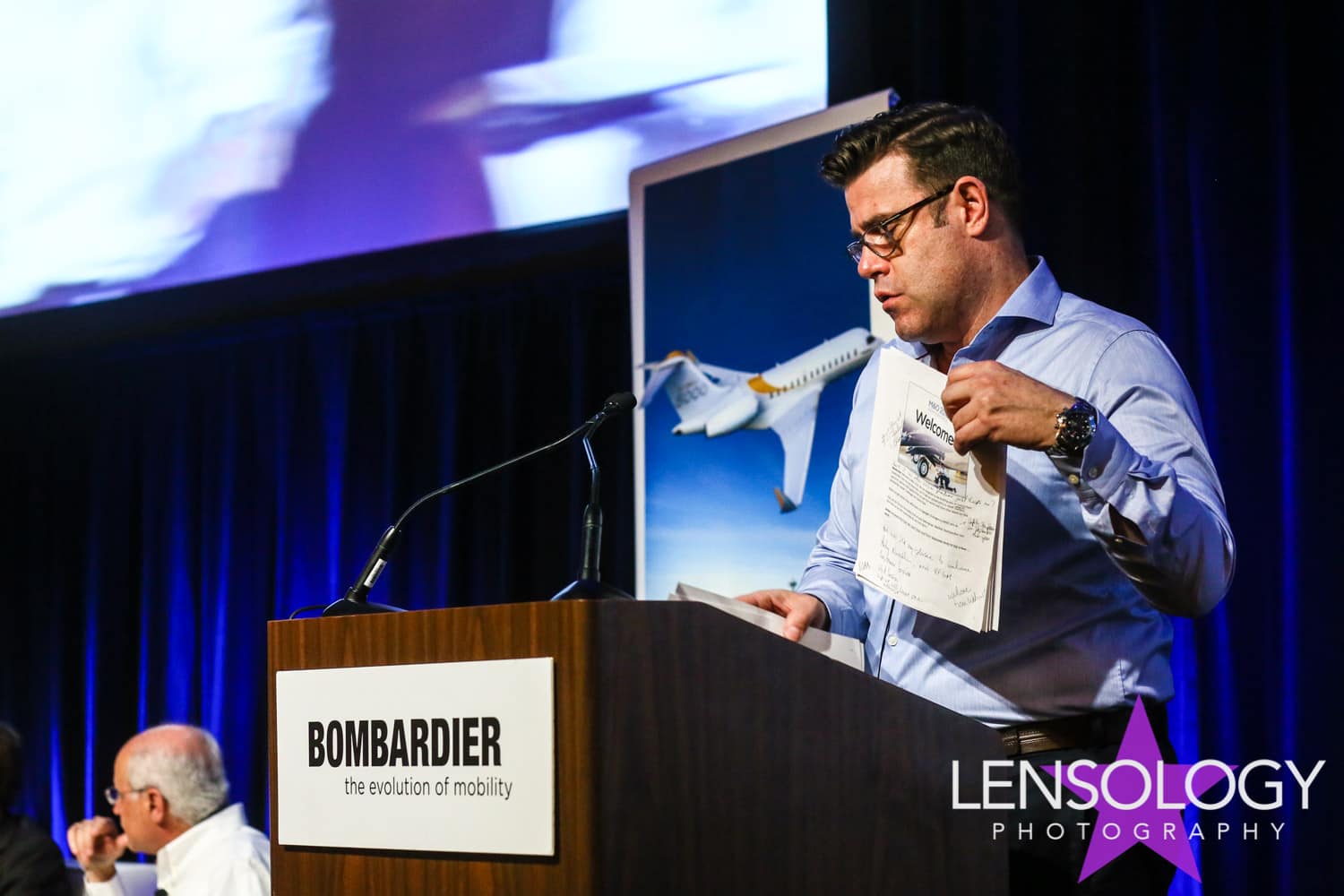 LENSOLOGY.NET - Aero Bomardier corporate event featuring William Shatner, Fort Lauderdale, FL.
All images are copyright of Lensology.net
Email: info@lensology.net
www.lensology.net