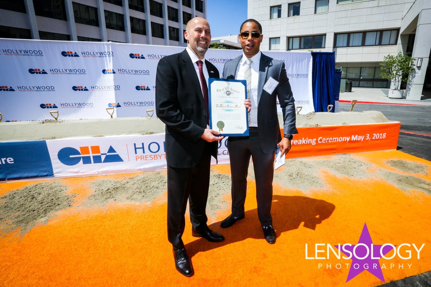 LENSOLOGY.NET - Ground breaking ceremony for new tower at the Hollywood Presbyterian Medical Center, LA, CA.
All images are copyright of Lensology.net
Email: info@lensology.net
www.lensology.net