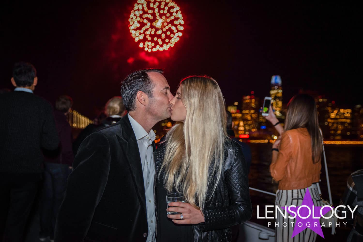 LENSOLOGY.NET - My Yacht Group Blue Angels Fundraiser event aboard USS Potomac, San Fransisco, CA.
All images are copyright of Lensology.net
Email: info@lensology.net
www.lensology.net