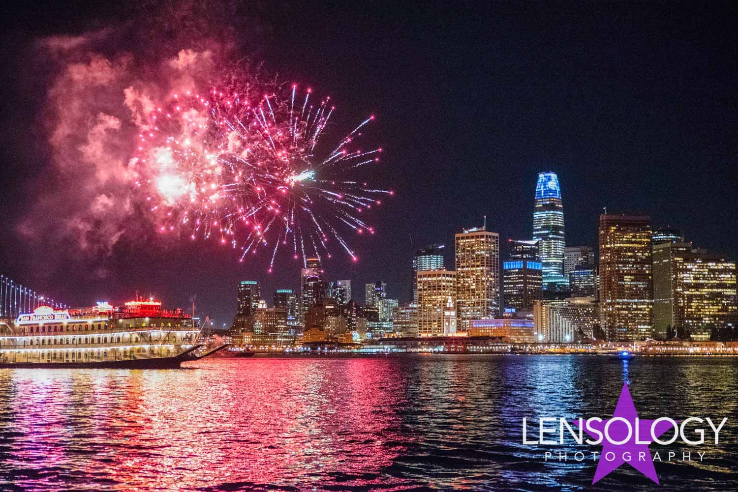 LENSOLOGY.NET - My Yacht Group Blue Angels Fundraiser event aboard USS Potomac, San Fransisco, CA.
All images are copyright of Lensology.net
Email: info@lensology.net
www.lensology.net