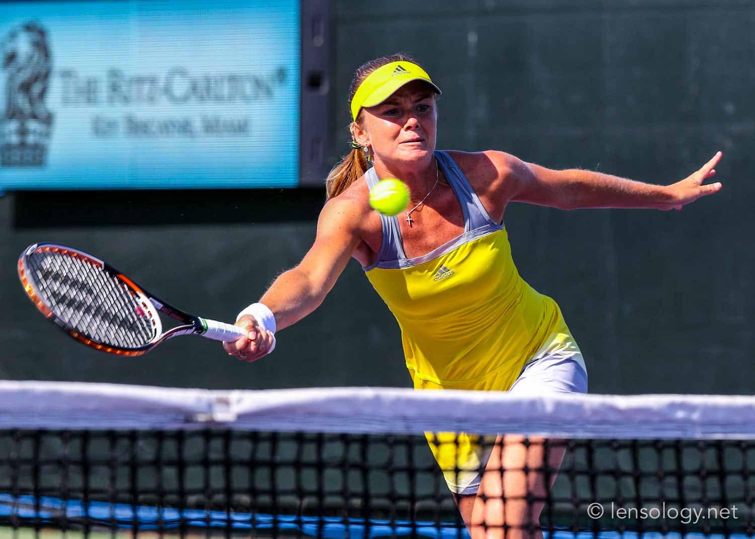 LENSOLOGY.NET - Scenes from the Sony Ericcson Open, Miami, FL.
All images are copyright of Lensology.net
Email: info@lensology.net
www.lensology.net