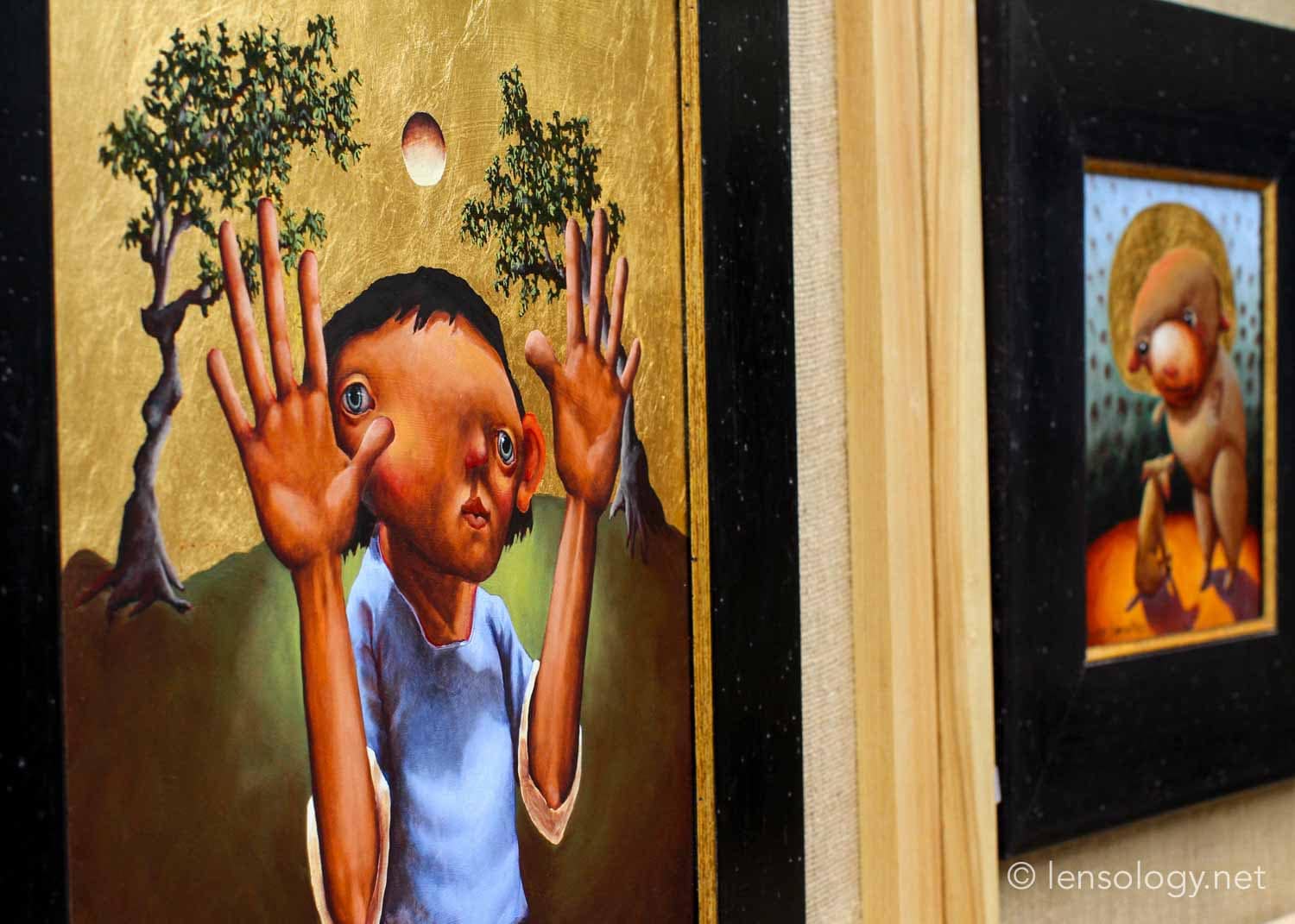 LENSOLOGY.NET - Infinitum Designs product shots at the Old Mission Alternative Art Show, Santa Barbara, CA.
All images are copyright of Lensology.net
Email: info@lensology.net
www.lensology.net