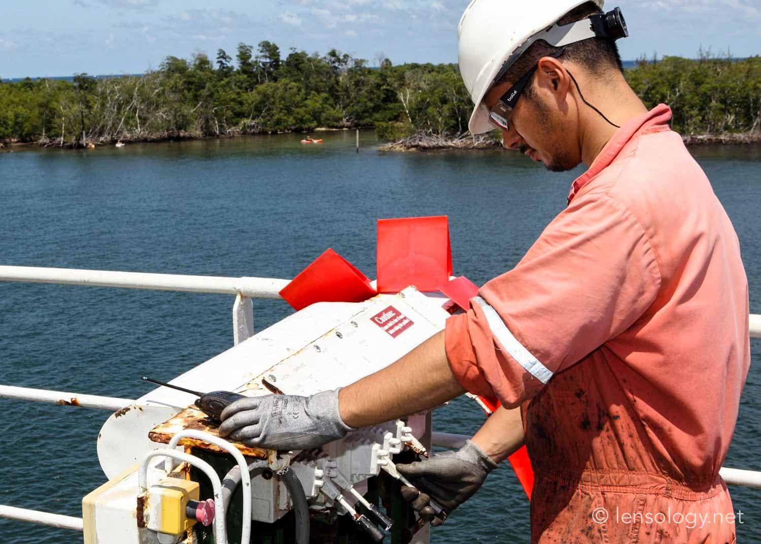 LENSOLOGY.NET - Commercial shoot for petroleum company seismic survey vessel, Ft Lauderdale, FL.
All images are copyright of Lensology.net
Email: info@lensology.net
www.lensology.net