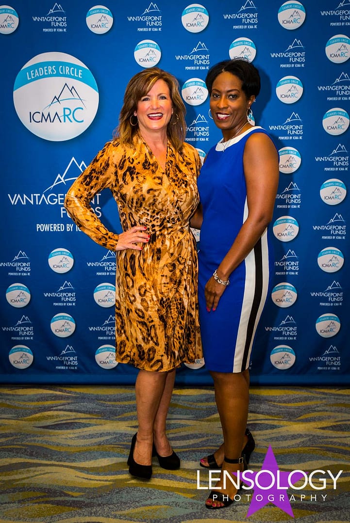 LENSOLOGY.NET - IMARC awards night, San Diego, CA.
All images are copyright of Lensology.net
Email: info@lensology.net
www.lensology.net