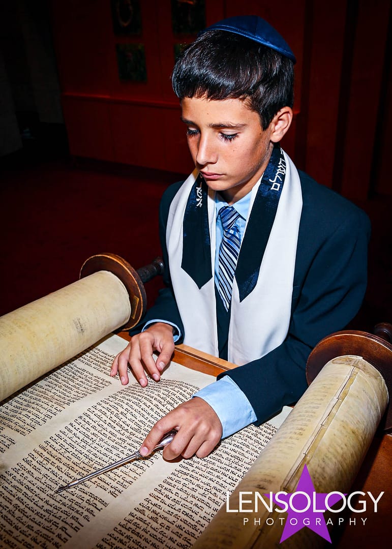 LENSOLOGY.NET -   Zach G bar Mitzvah, Miami, FL.
All images are copyright of Lensology.net
Email: info@lensology.net
www.lensology.net